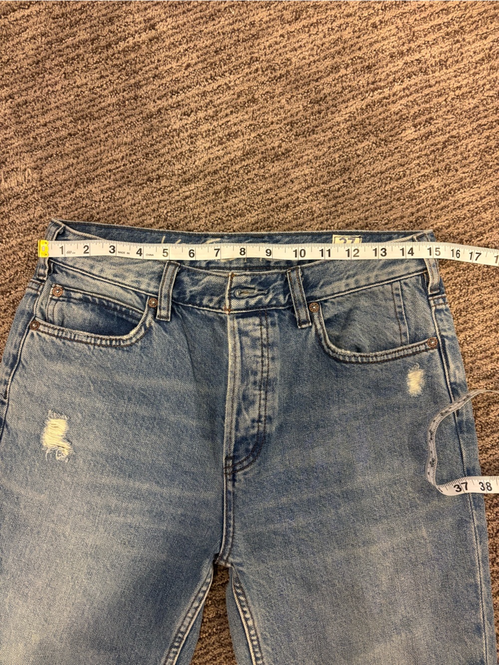 “We The Free” Women’s Distressed High-Rise Blue Jeans. Size 27. - Picture 4 of 9